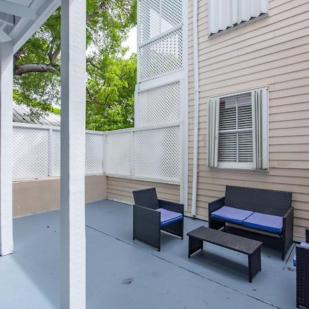 New Casa Caribe By Brightwild- Two-Story Condo Rooftop Pool Key West Bagian luar foto