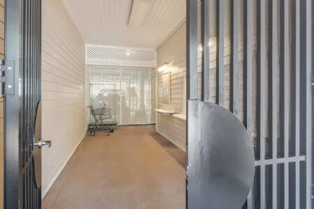 New Casa Caribe By Brightwild- Two-Story Condo Rooftop Pool Key West Bagian luar foto