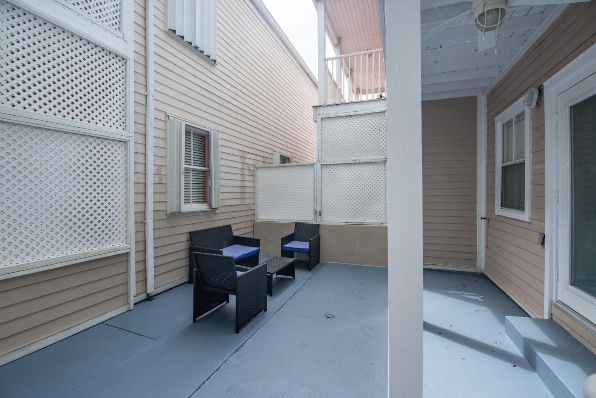 New Casa Caribe By Brightwild- Two-Story Condo Rooftop Pool Key West Bagian luar foto